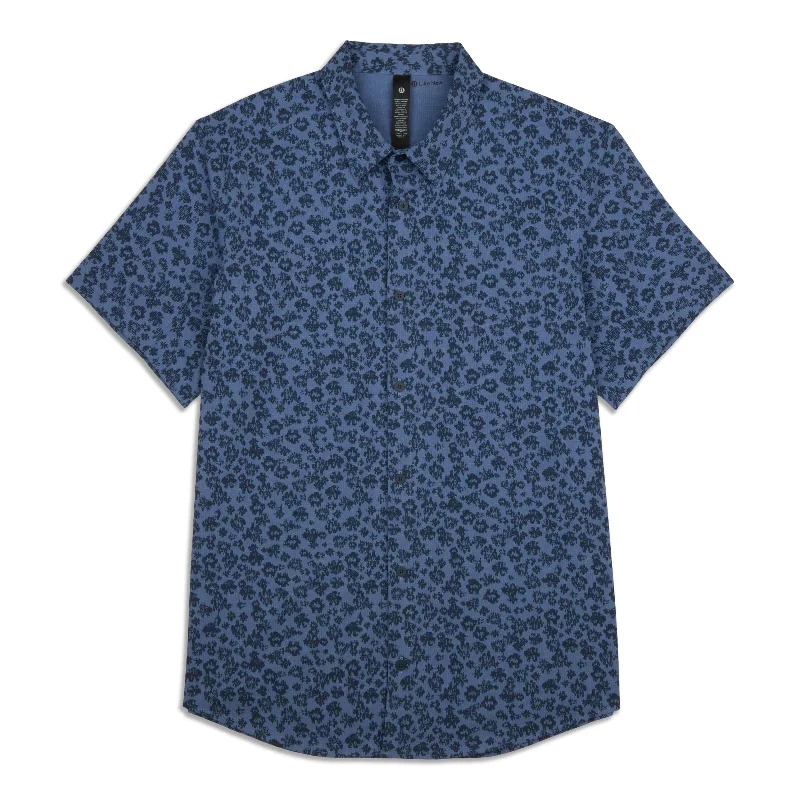 Airing Easy Short Sleeve Shirt - Resale Bold Men's Animal