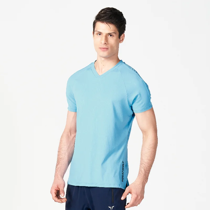 Core V-neck AeroTech Tee - Delph Blue Monochromatic Office Style